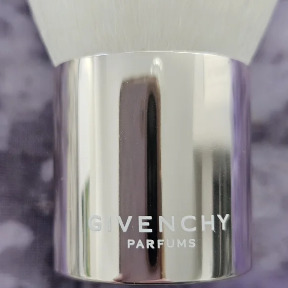 Beauty Bundle!! - Picture 8 of 8